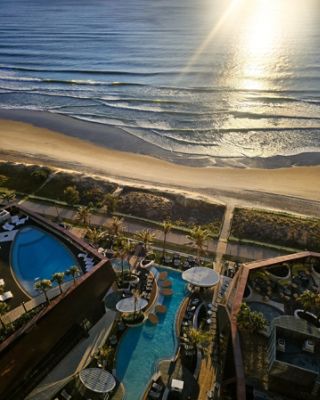 Langham Gold Coast Stay Offer "Linger Longer"